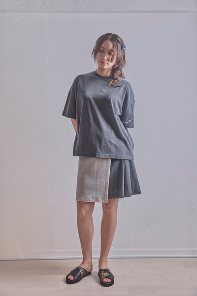 Kintsugi image embroidered T-shirt