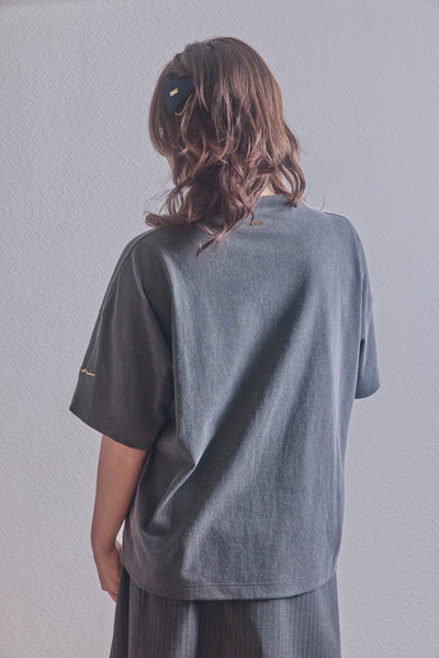 Kintsugi image embroidered T-shirt