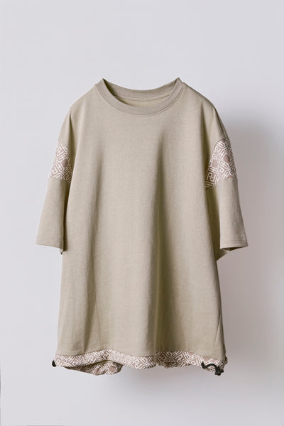 Sleeve-switched drawstring T-shirt