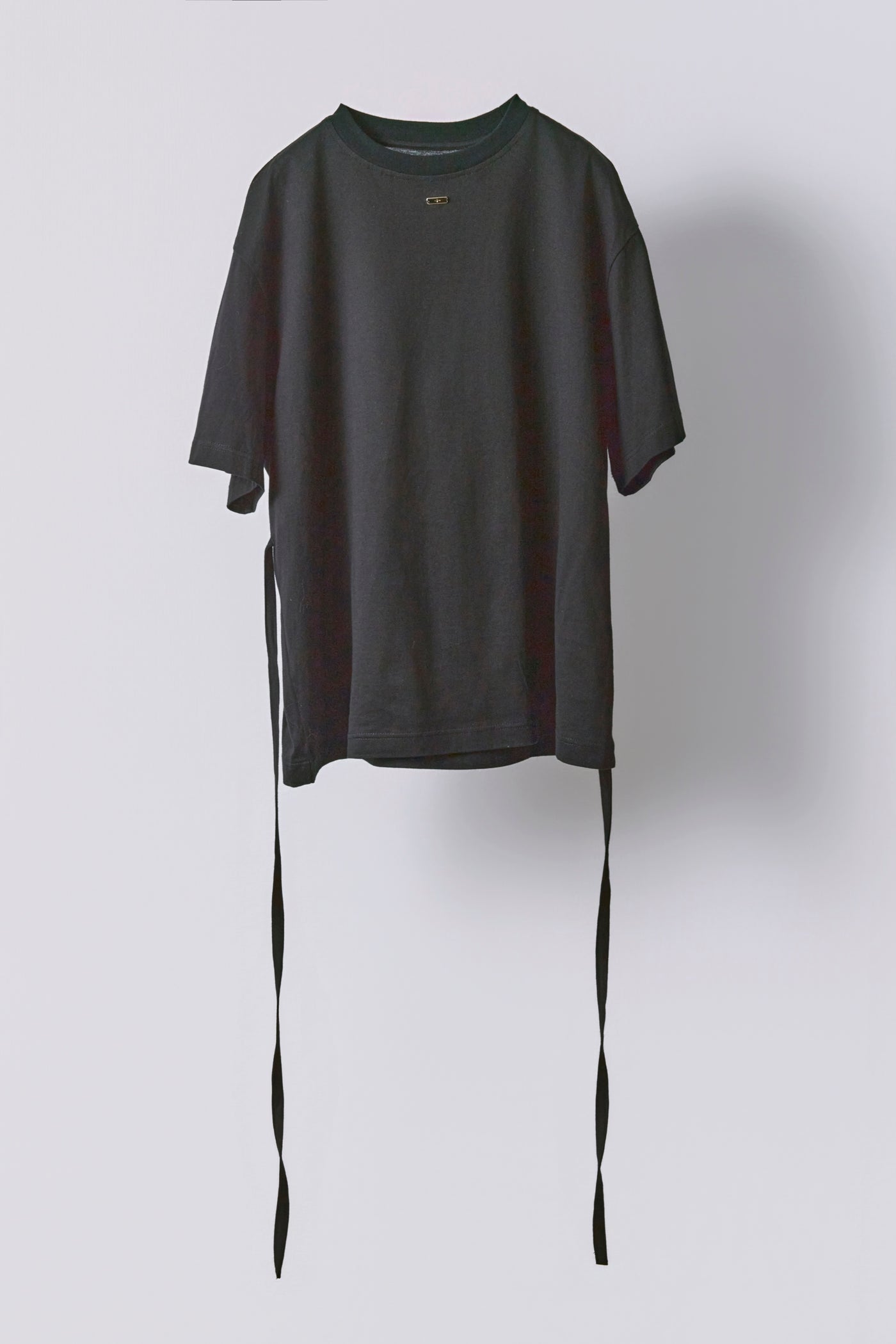 Waist ribbon T-shirt