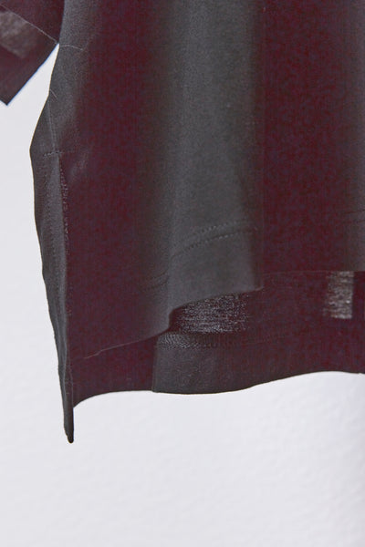 Slit T-shirt