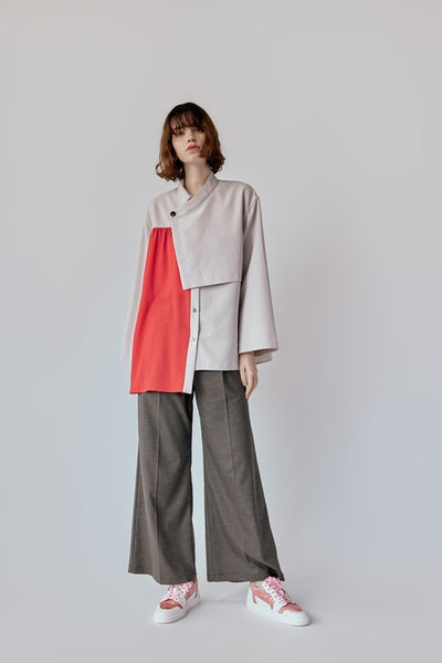 Asymmetrical shirt jacket with flared cuffs