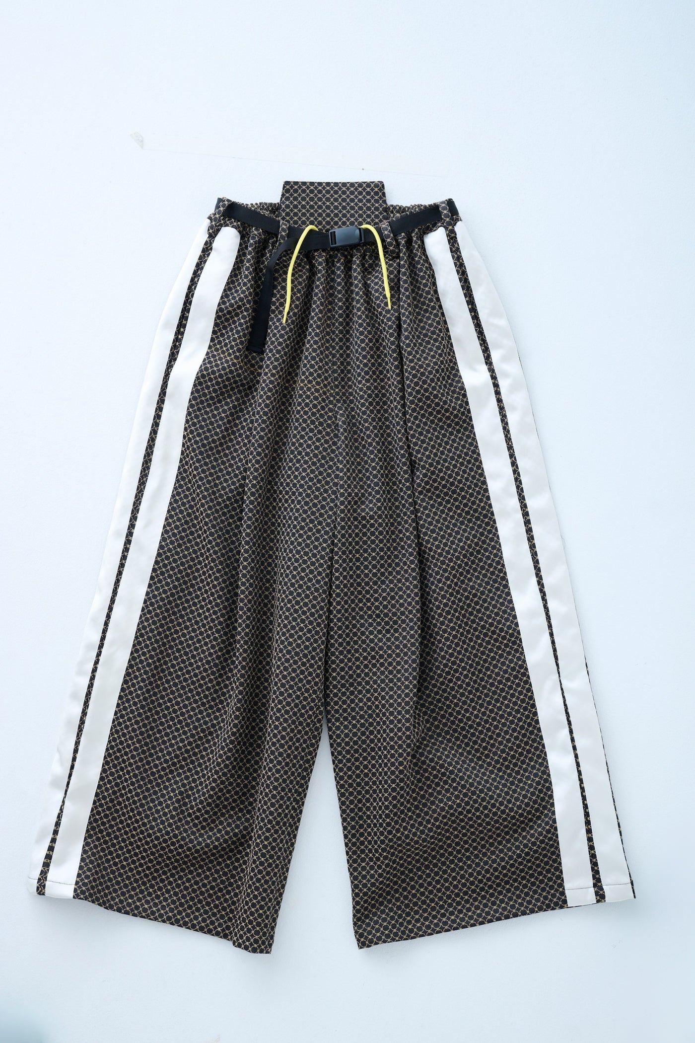 Ring Pattern Jacquard Drawstring Pants Black