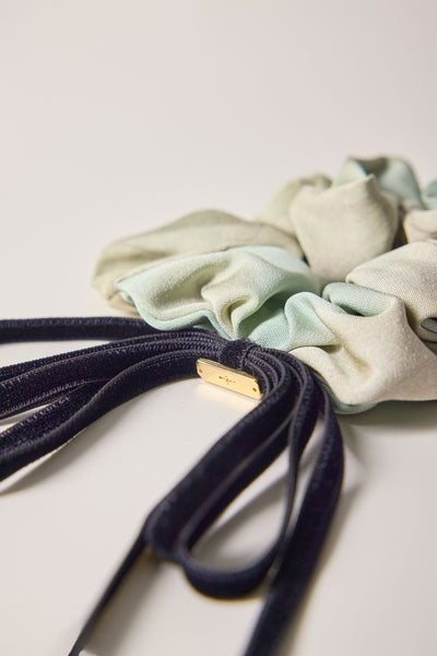 Ribbon, scrunchie, light grey