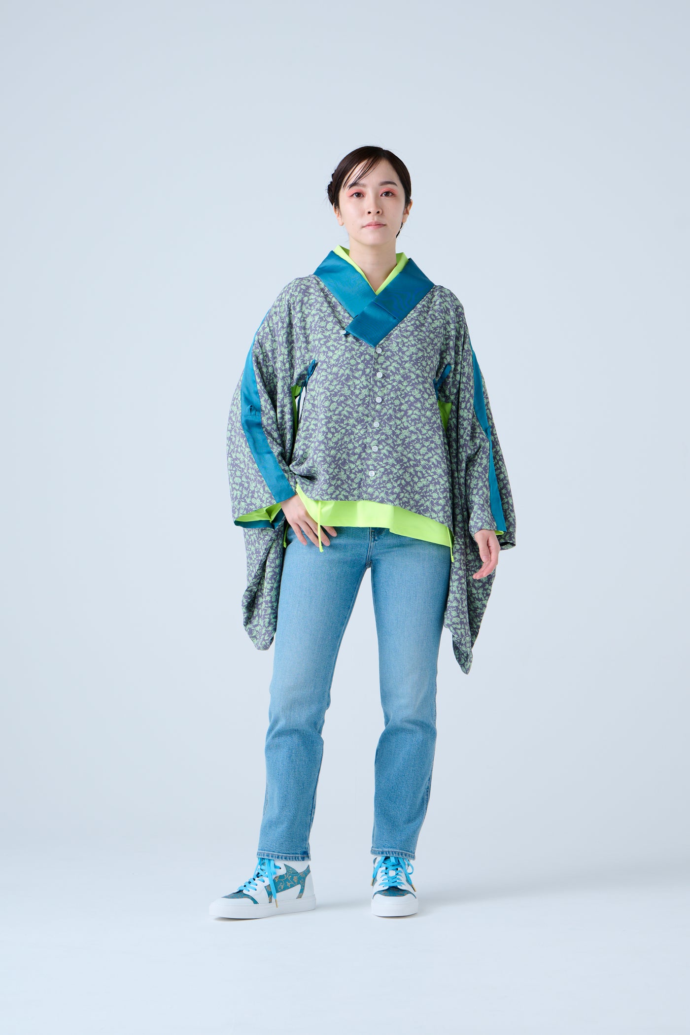 Small Leaf Jacquard Short Jacket Blue