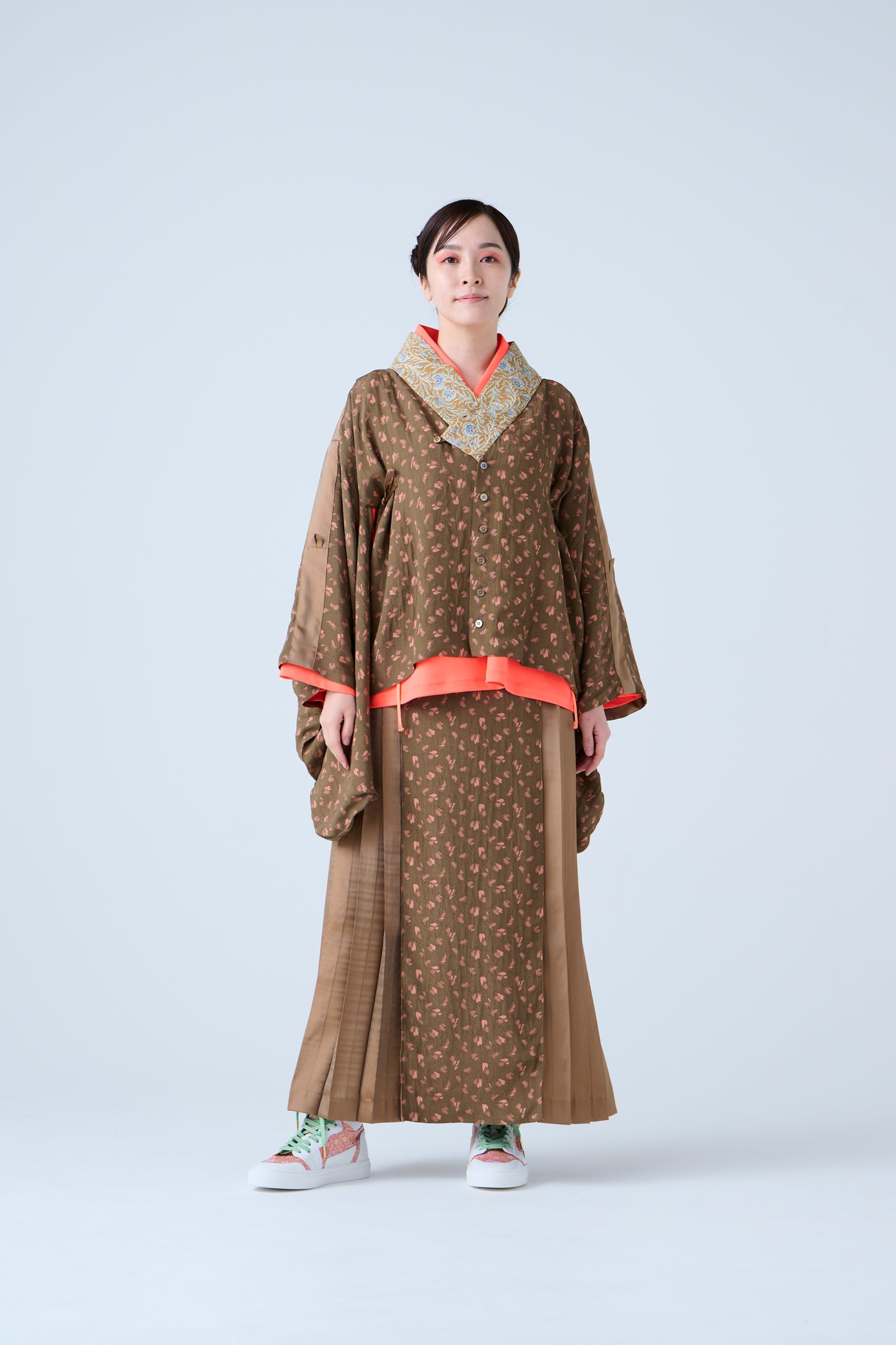 Petal Jacquard Short Jacket Brown Camel
