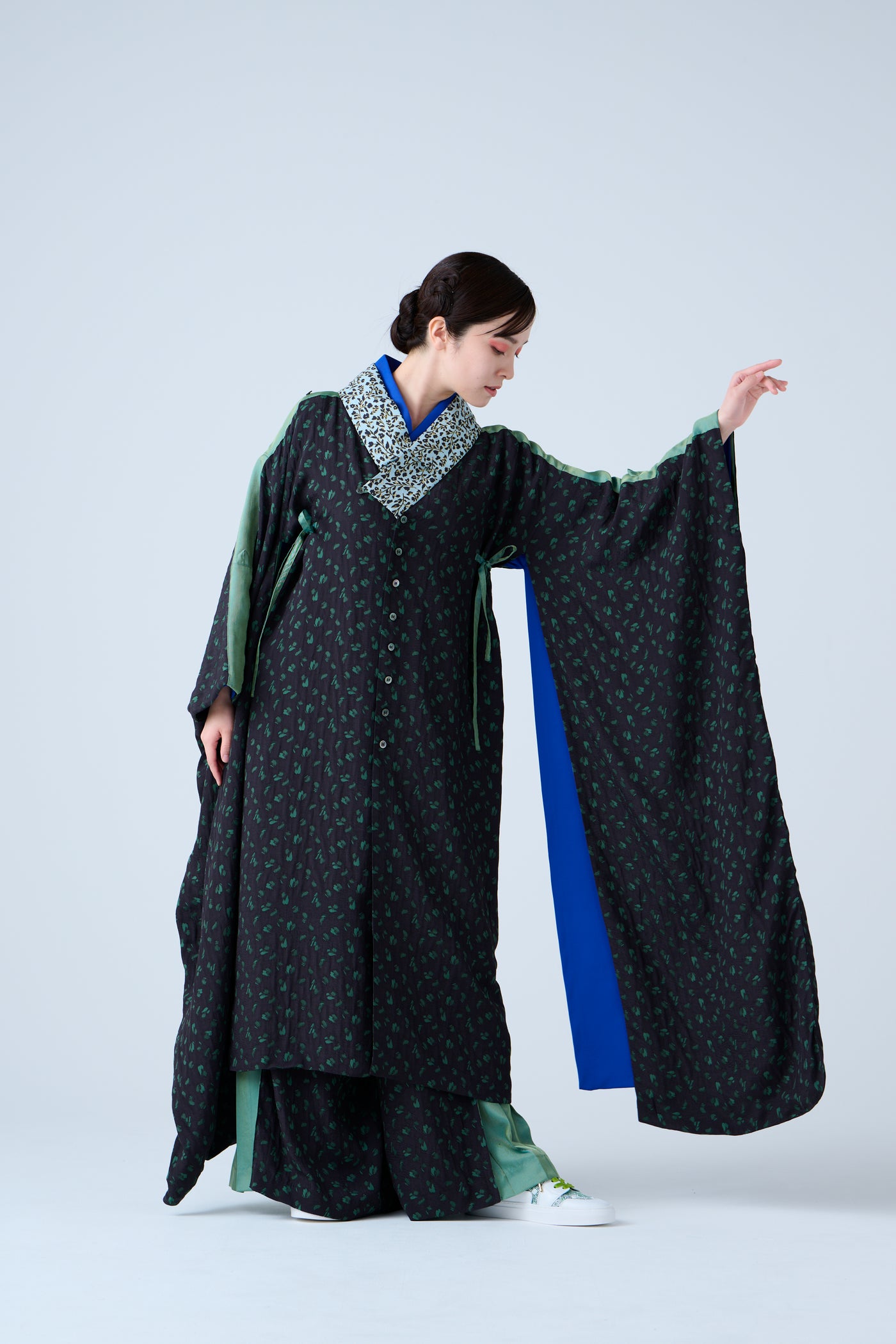 Petal Jacquard Long Jacket Green
