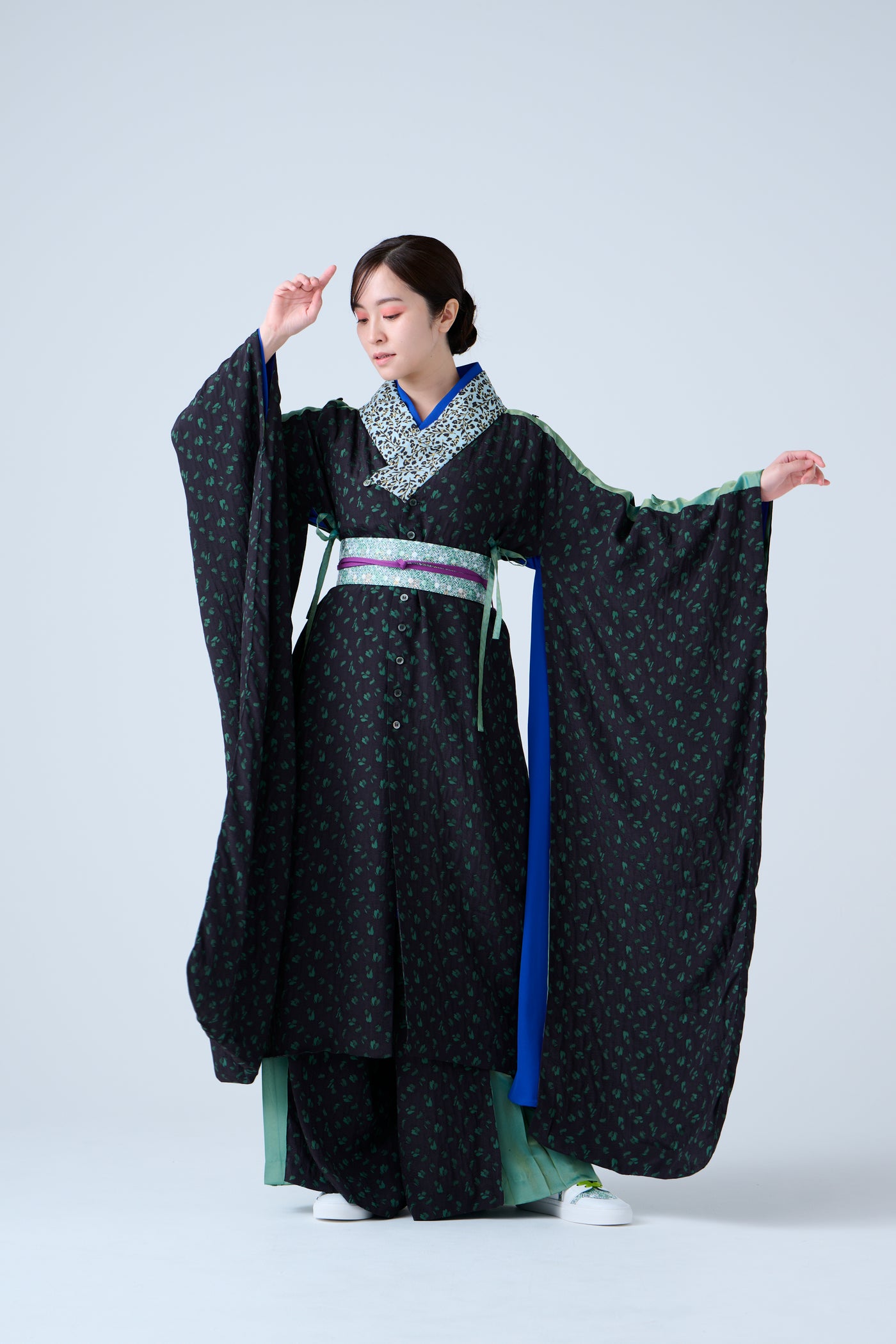 Petal Jacquard Side Pleated Long Pants Green