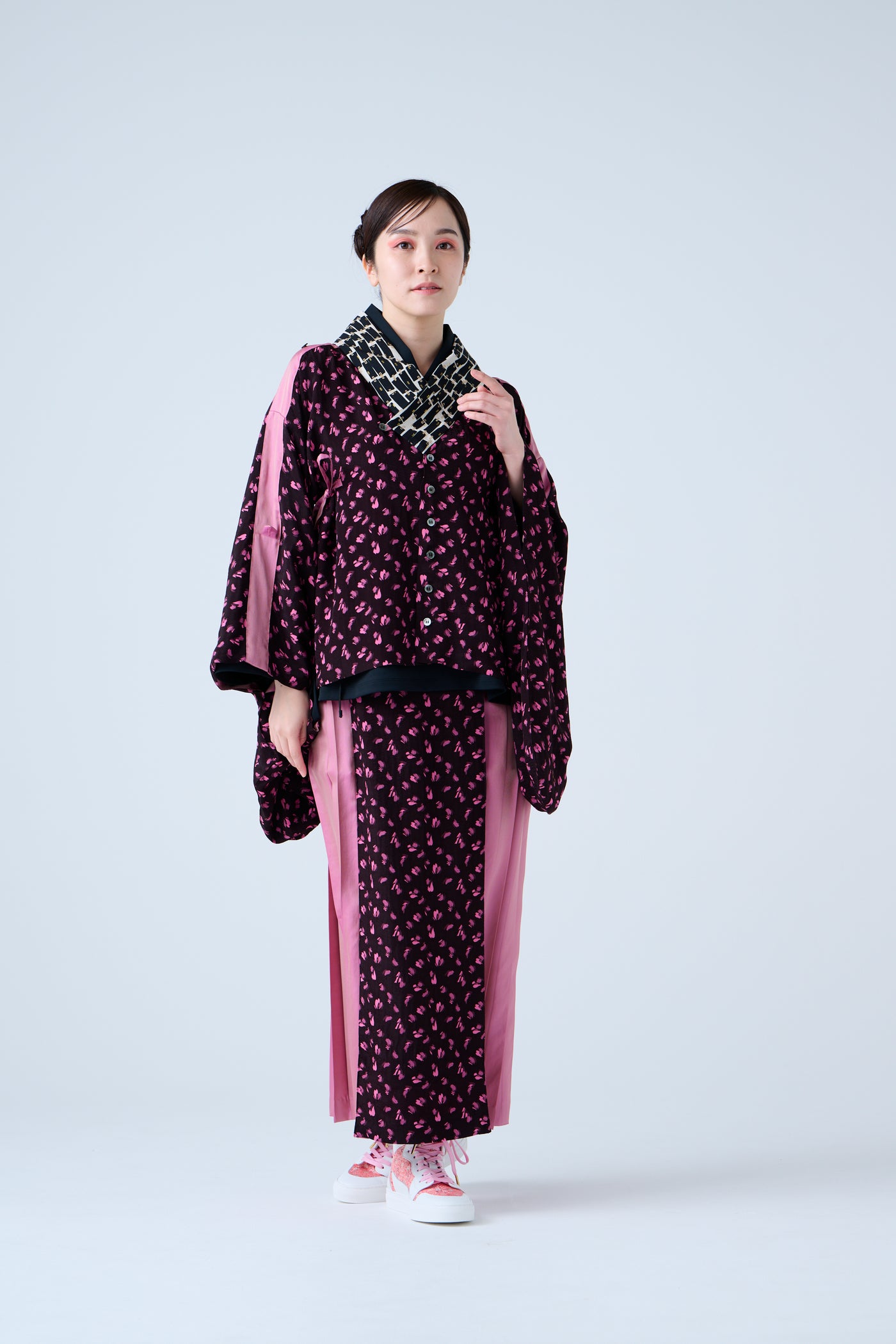 Kimono Sleeve Bare Smooth Short Pullover Black