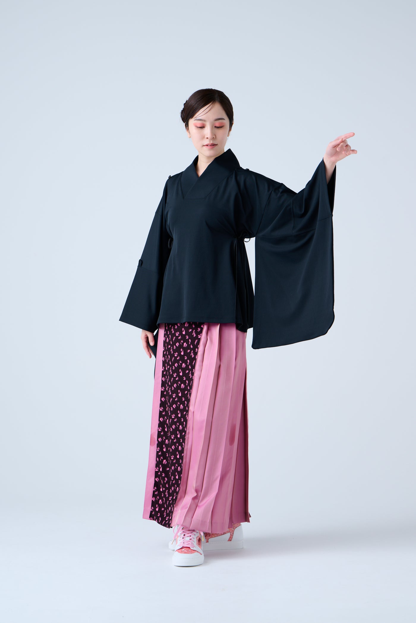 Kimono Sleeve Bare Smooth Short Pullover Black