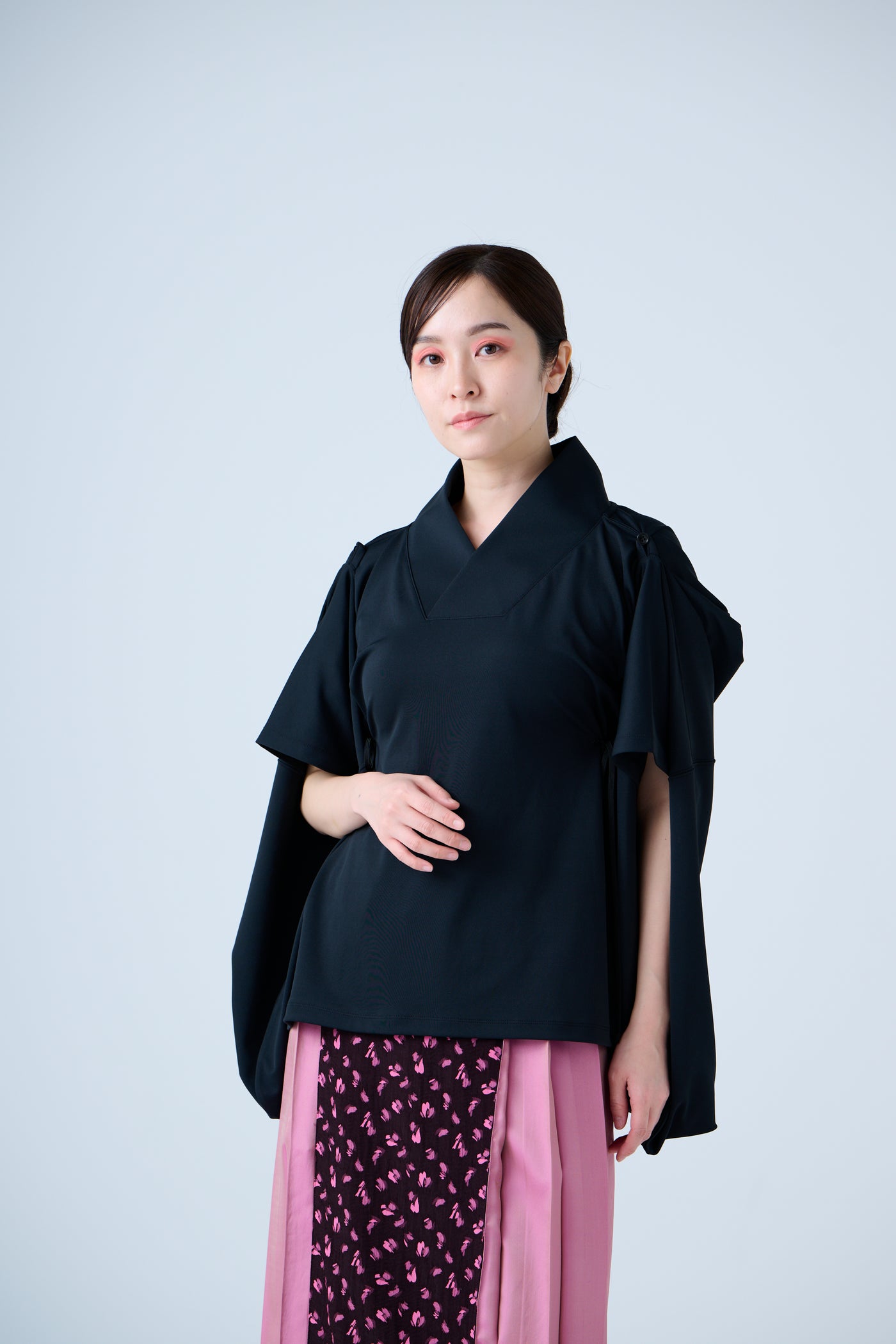 Kimono Sleeve Bare Smooth Short Pullover Black