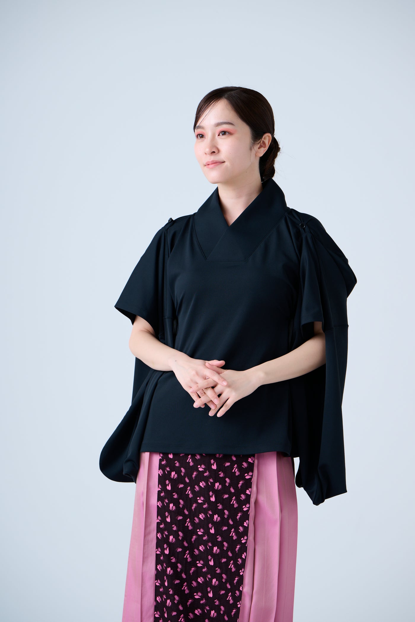 Kimono Sleeve Bare Smooth Short Pullover Black