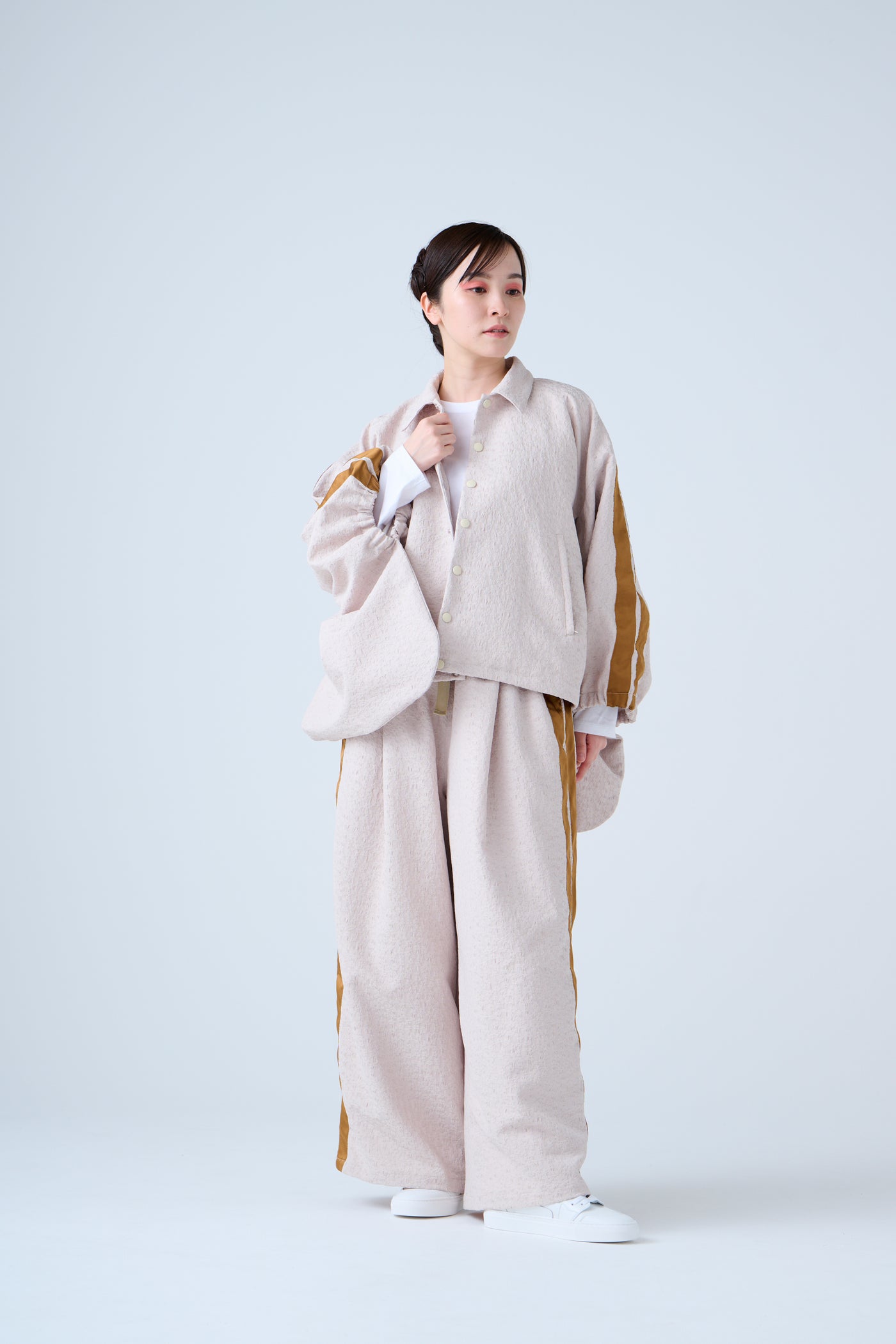 Folded jacquard drawstring pants sand