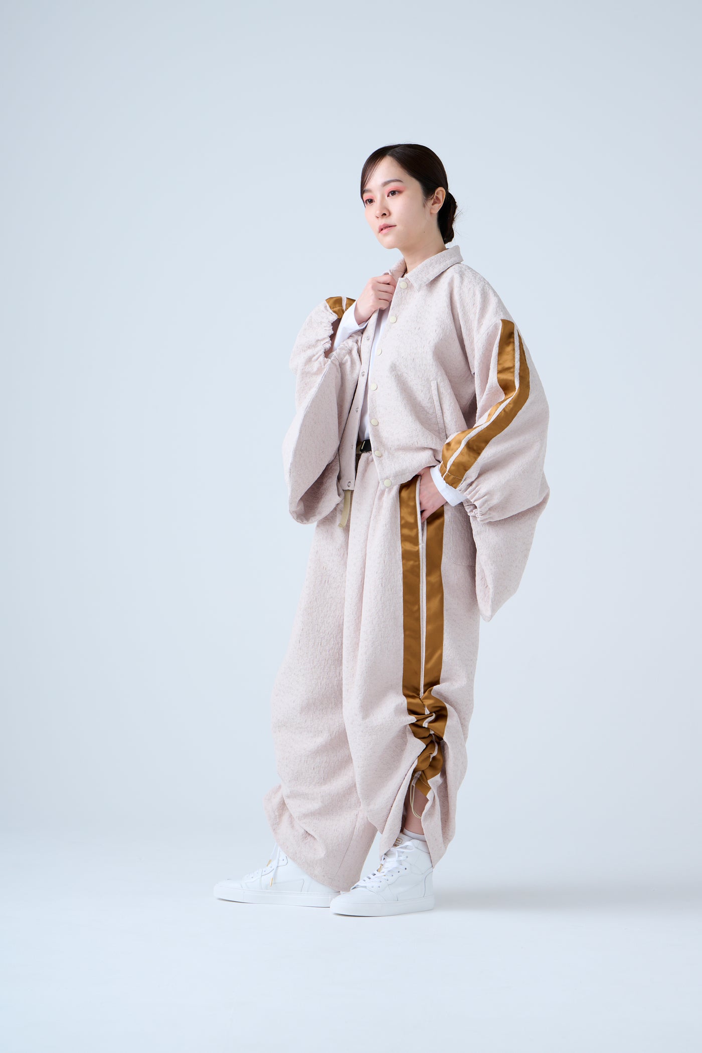 Folded jacquard drawstring pants sand