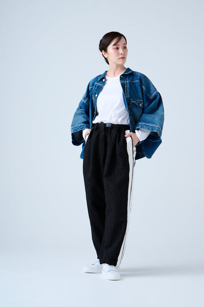 Folded jacquard shirred pants in black