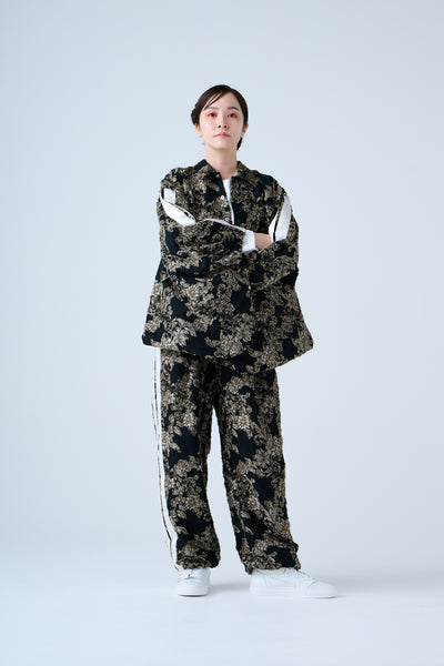 Floral jacquard shirred pants in beige and black