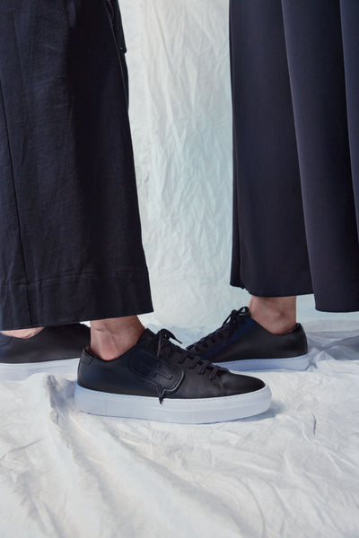 Icon Leather Sneakers (Black)
