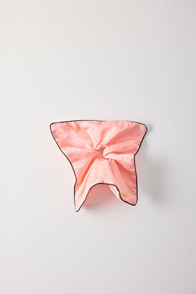 Big Scrunchie Pink