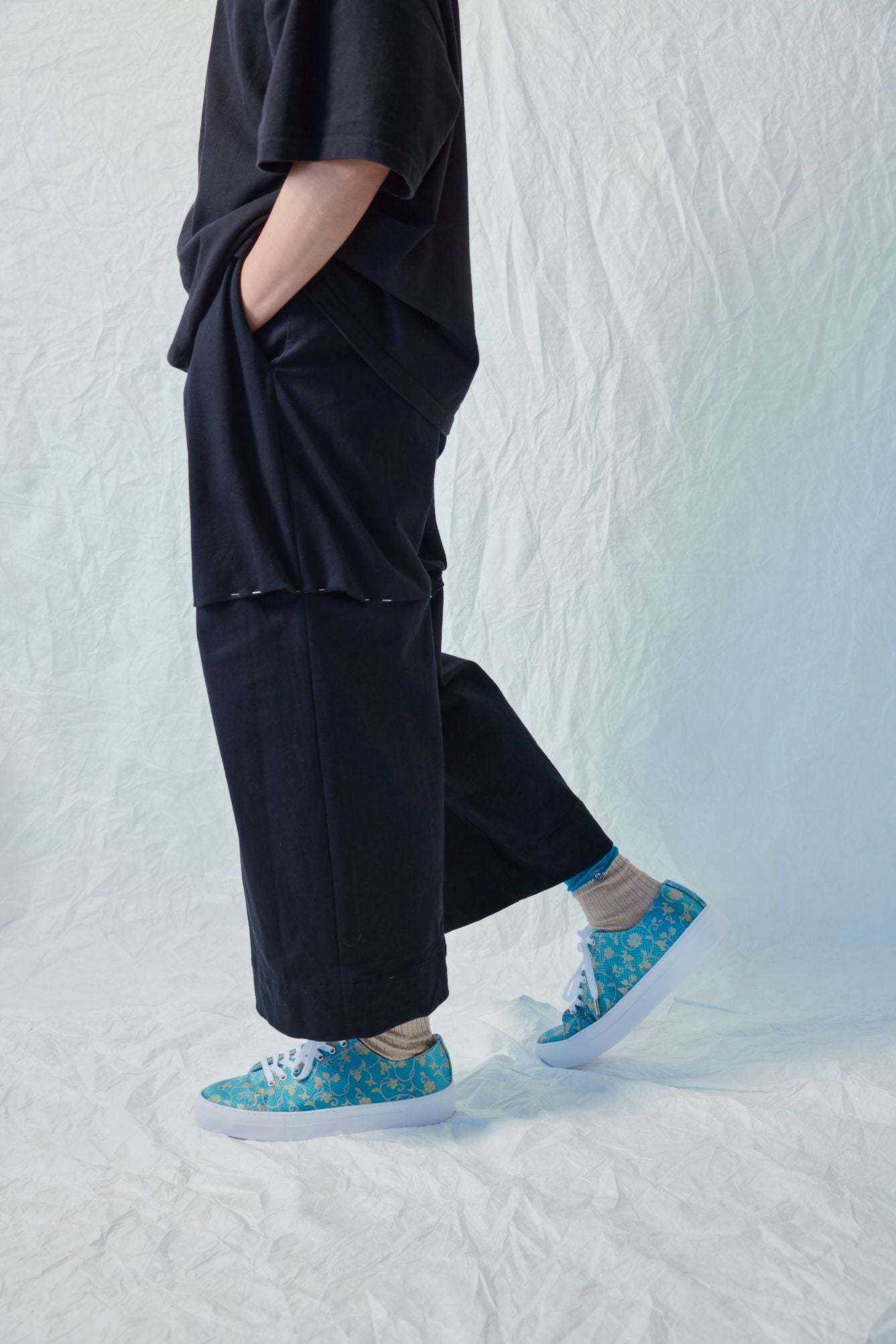 Nishijin-ori sneakers with ancient patterns