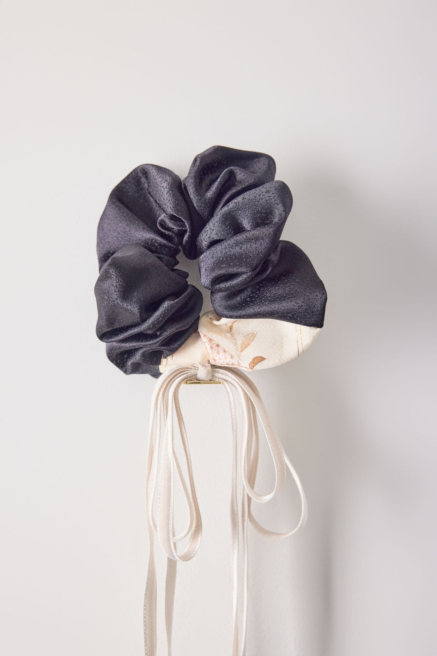 Ribbon, Scrunchie, Black