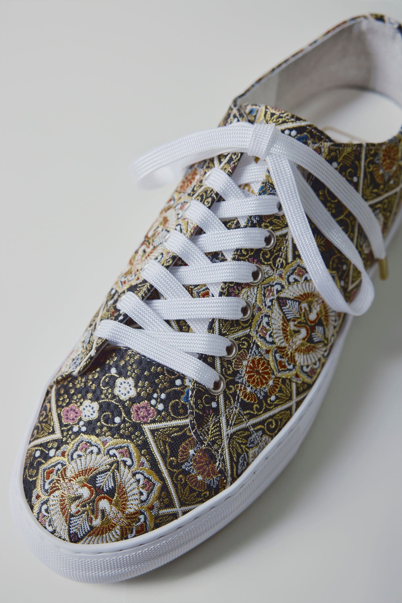 Nishijin-ori sneakers with Asuka pattern