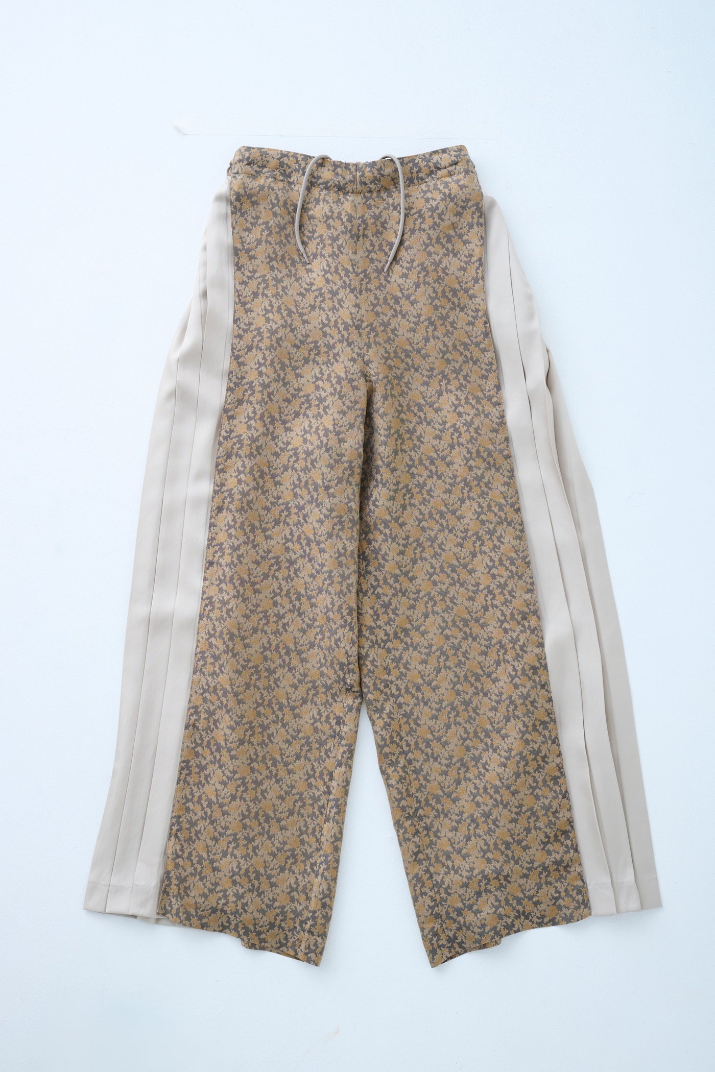 Cupra small flower jacquard pleated pants gray beige