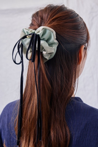 Ribbon, scrunchie, light grey