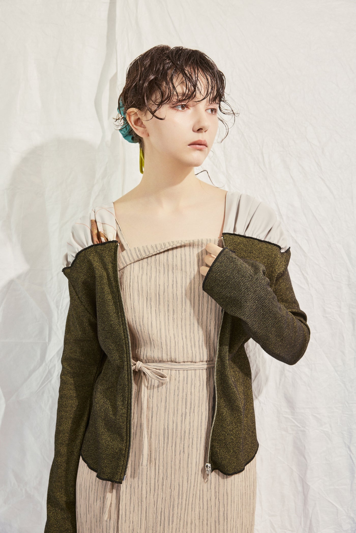 Zip-up cardigan