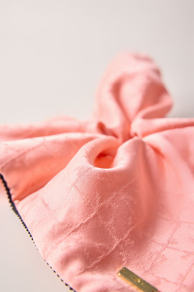 Big Scrunchie Pink
